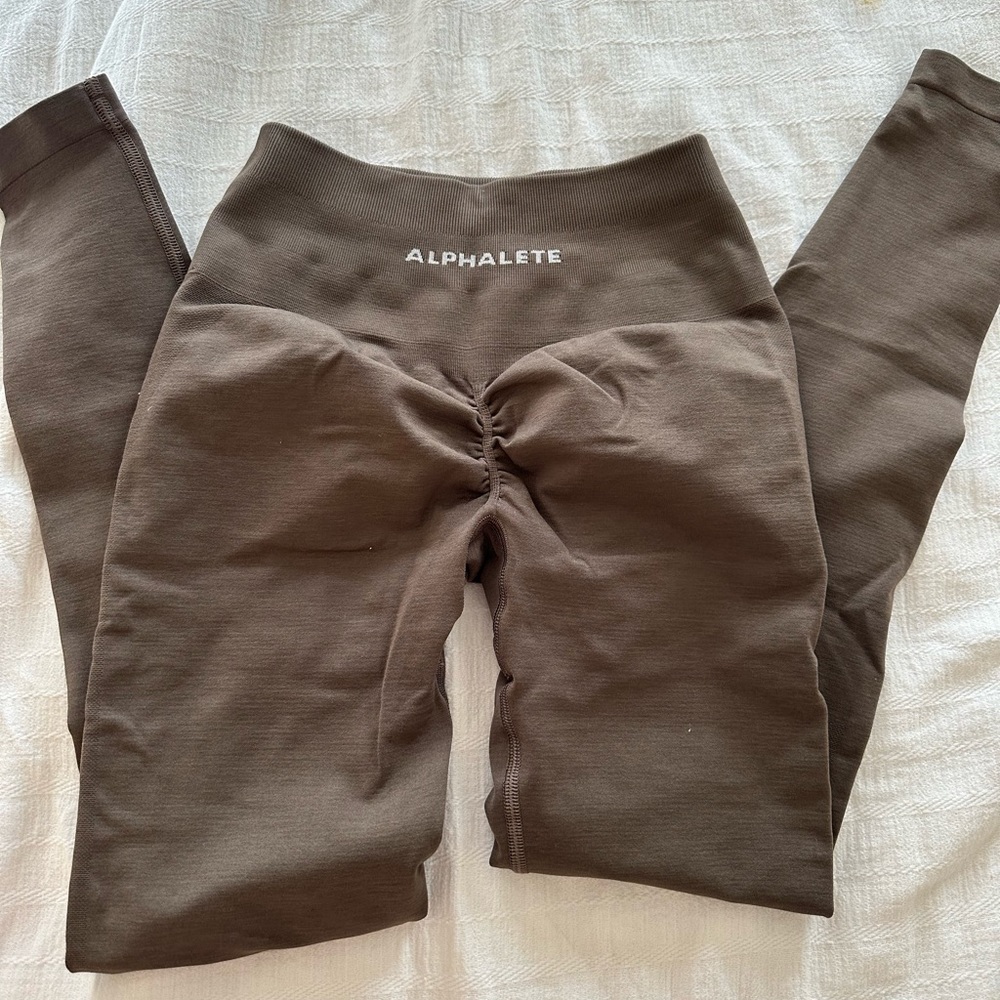 Alphalete Amplify Mocha Leggings